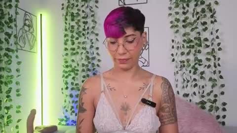 Mia Morgann online show from May 2026 04:14:01 PM