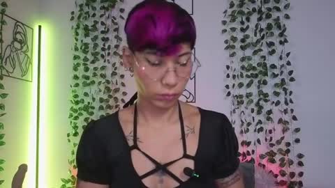 Mia Morgann online show from May 2026 12:00:02 PM