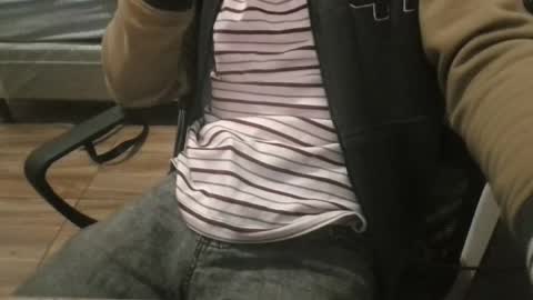 miamorr_ online show from December 2025 06:41:02 AM