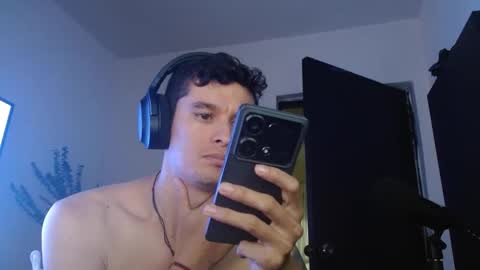 miaou_miaou online show from December 2024 02:47:01 AM