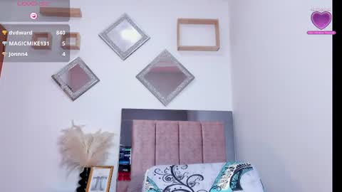 miapearls_ online show from June 2026 09:14:01 AM