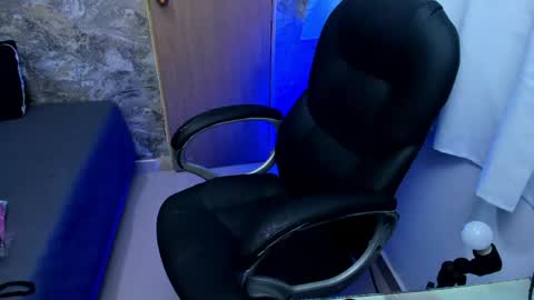 miarivers_1 online show from May 2026 06:10:02 AM