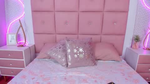 Snapshot of miaroggers chatting on October 2025 03:40:01 AM Alejandra online show from October 2025 03:40:01 AM