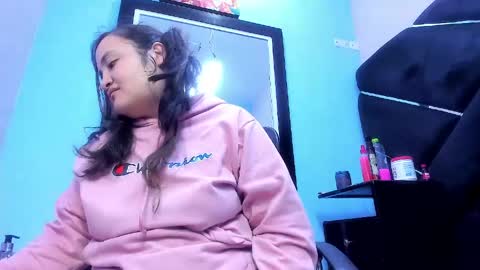 MiaRouse online show from May 2026 09:47:01 AM