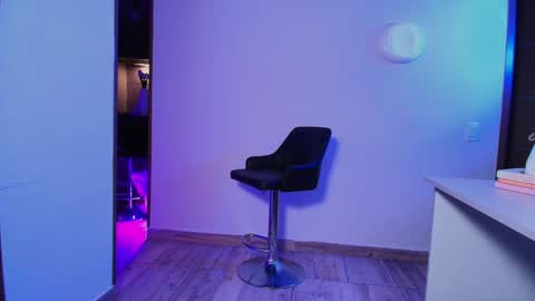 My name is Mia  Please say hello I like to chat with you. If you have requests or dirty talk please use tip online show from December 2024 01:06:02 PM