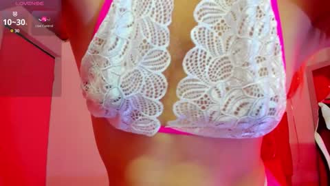 Snapshot of miaroxi chatting on February 2026 06:37:02 PM Mia Roxy online show from February 2026 06:37:02 PM