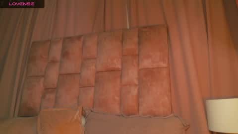 miasaandovaal 22 online show from May 2026 08:48:02 PM
