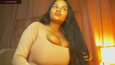 miasaandovaal 22 online show from May 2026 09:30:02 PM