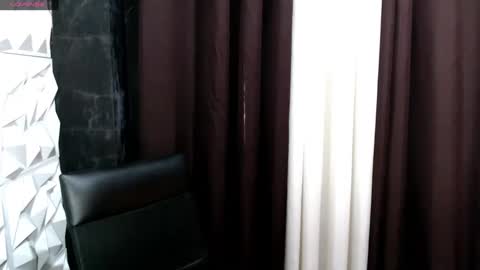 Snapshot of miasexxie chatting on March 2025 03:22:01 AM mia online show from March 2025 03:22:01 AM