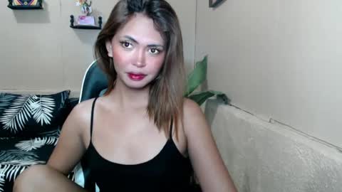 mia online show from July 2026 12:02:02 AM