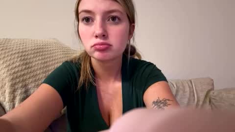 Snapshot of miasmith_001 chatting on May 2026 02:20:02 AM miasmith_001 online show from May 2026 02:20:02 AM