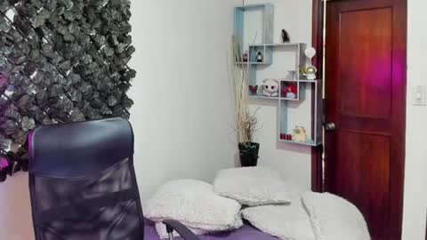 miasmith_7 online show from July 2026 08:07:02 PM