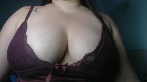 Snapshot of miasp chatting on December 2024 08:01:02 PM MiaSP online show from December 2024 08:01:02 PM