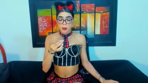 miastephensz online show from May 2026 04:20:02 AM