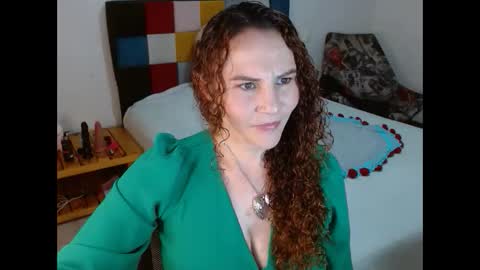 Snapshot of miavellvett chatting on October 2025 01:26:01 AM miavellvett online show from October 2025 01:26:01 AM