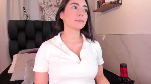 miavelvet1 online show from June 2026 07:04:02 PM