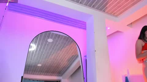 Mia Villalobos online show from July 2026 01:52:01 AM