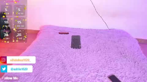 Mia Villalobos online show from July 2026 02:42:01 AM