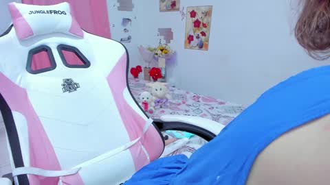  Chloe  online show from January 2025 05:42:02 AM