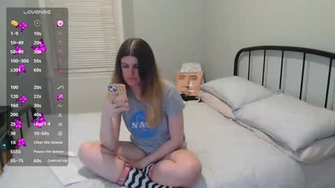 Mia  online show from February 2025 08:42:02 PM