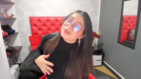 M I A W I L S online show from January 2025 07:15:01 PM