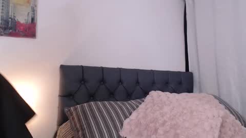 Snapshot of miawilson_1 chatting on September 2025 03:28:01 AM Mia Wilson online show from September 2025 03:28:01 AM