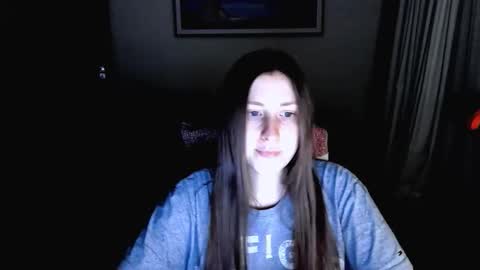 LuckyMia online show from April 2026 11:02:01 PM