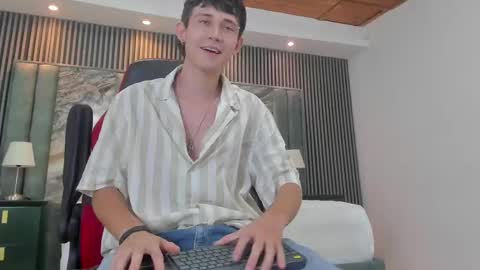 Michael online show from September 2025 06:42:01 PM