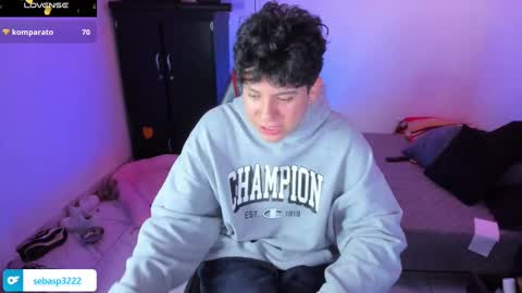 michael independent model  online show from February 2025 01:02:02 AM