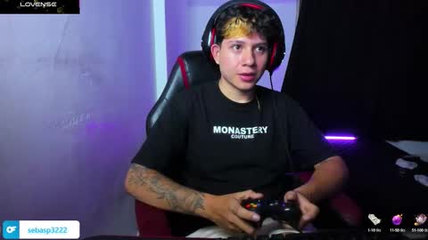 michael independent model  online show from October 2025 01:37:01 AM