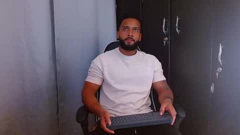 maximo online show from February 2026 03:21:01 AM