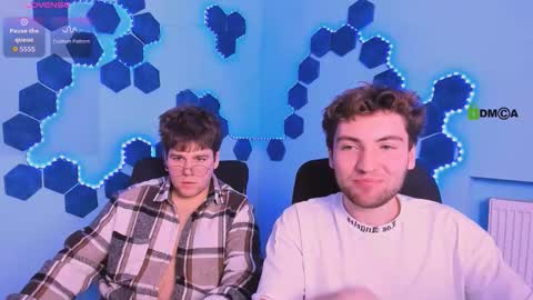 Snapshot of michael_strong_ chatting on January 2026 08:43:01 PM Your Michael online show from January 2026 08:43:01 PM