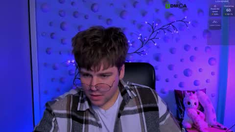 Snapshot of michael_strong_ chatting on January 2026 07:52:01 PM Your Michael online show from January 2026 07:52:01 PM