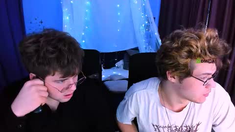 Snapshot of michael_strong_ chatting on January 2026 09:40:01 PM Your Michael online show from January 2026 09:40:01 PM