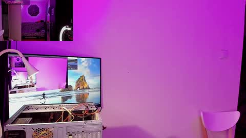 Michael online show from December 2024 01:11:02 PM