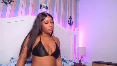 Snapshot of michaelacox chatting on January 2025 12:06:02 PM Michel online show from January 2025 12:06:02 PM