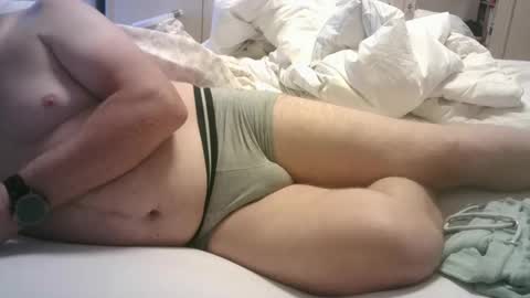 Snapshot of michaelbaden chatting on September 2025 02:28:01 PM michaelbaden online show from September 2025 02:28:01 PM