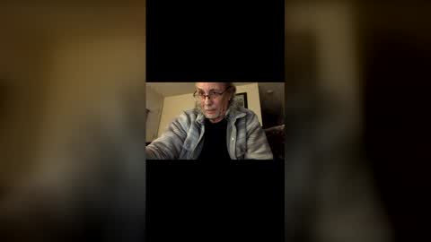 Snapshot of michaelbearrr chatting on April 2026 03:45:01 AM Tasty7 online show from April 2026 03:45:01 AM