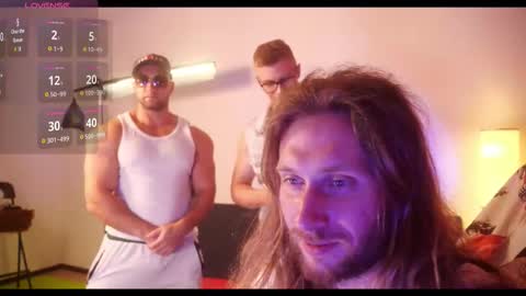 michaelbradley_for_u online show from October 2025 07:34:01 PM