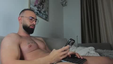 MichaelEvansx online show from January 2026 10:45:01 PM