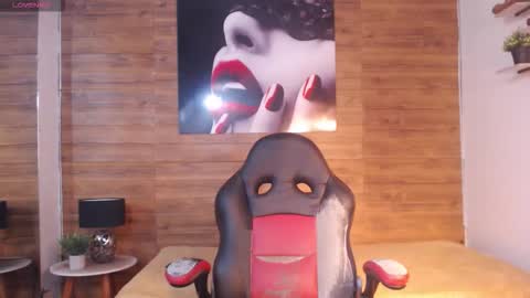 Snapshot of michaelkoiv chatting on January 2026 12:21:02 PM michaelkoiv online show from January 2026 12:21:02 PM