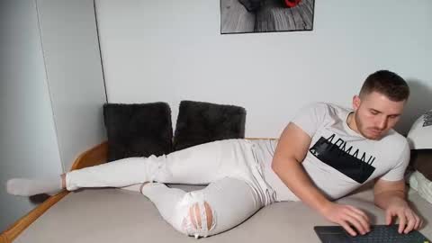 michaelos11 online show from March 2026 09:48:02 AM