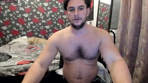 Snapshot of michaelragnar90 chatting on January 2025 12:40:01 PM michaelragnar90 online show from January 2025 12:40:01 PM