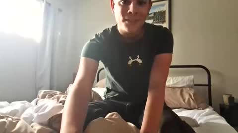 michaeltwinkboy online show from May 2026 06:27:02 PM