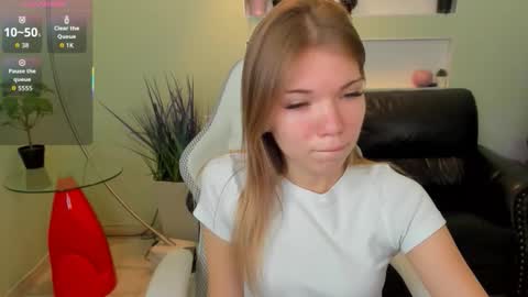 Snapshot of michafox chatting on January 2026 11:47:02 AM michafox online show from January 2026 11:47:02 AM