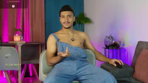 Snapshot of michel_g22 chatting on October 2025 11:57:02 PM michel g22 online show from October 2025 11:57:02 PM