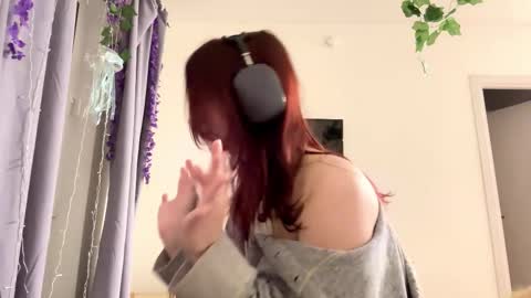 Snapshot of michelinacaneza chatting on February 2026 12:09:02 AM Mary online show from February 2026 12:09:02 AM