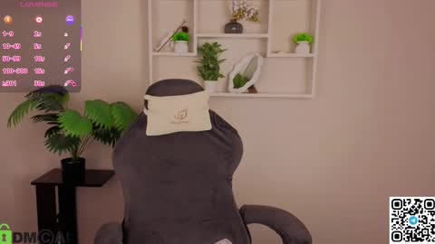 Snapshot of michelle__allen chatting on January 2026 01:11:02 AM Michelle online show from January 2026 01:11:02 AM