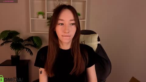 Snapshot of michelle__allen chatting on April 2026 01:14:02 AM Michelle online show from April 2026 01:14:02 AM