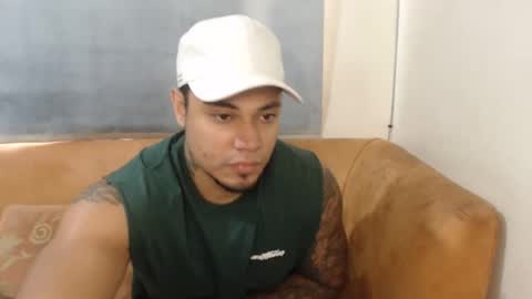 Snapshot of michelle_allen0104 chatting on December 2024 12:01:02 PM michelle_allen0104 online show from December 2024 12:01:02 PM